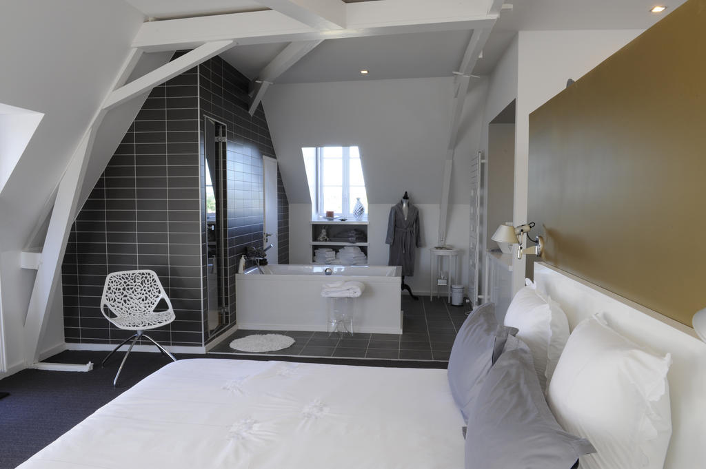 Chambres D'Hotes Les Tilleuls Коняк Стая снимка